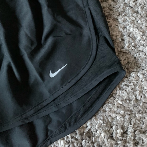 NWT Nike Shorts - Picture 9 of 10
